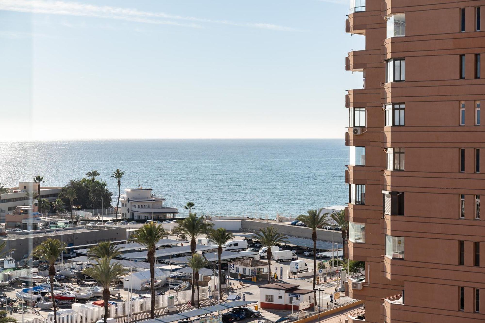 Sunny With Seaview Apartment *
